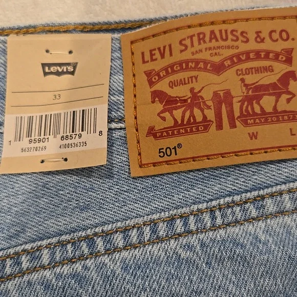 Levi 501 shorts - Picture 3 of 6